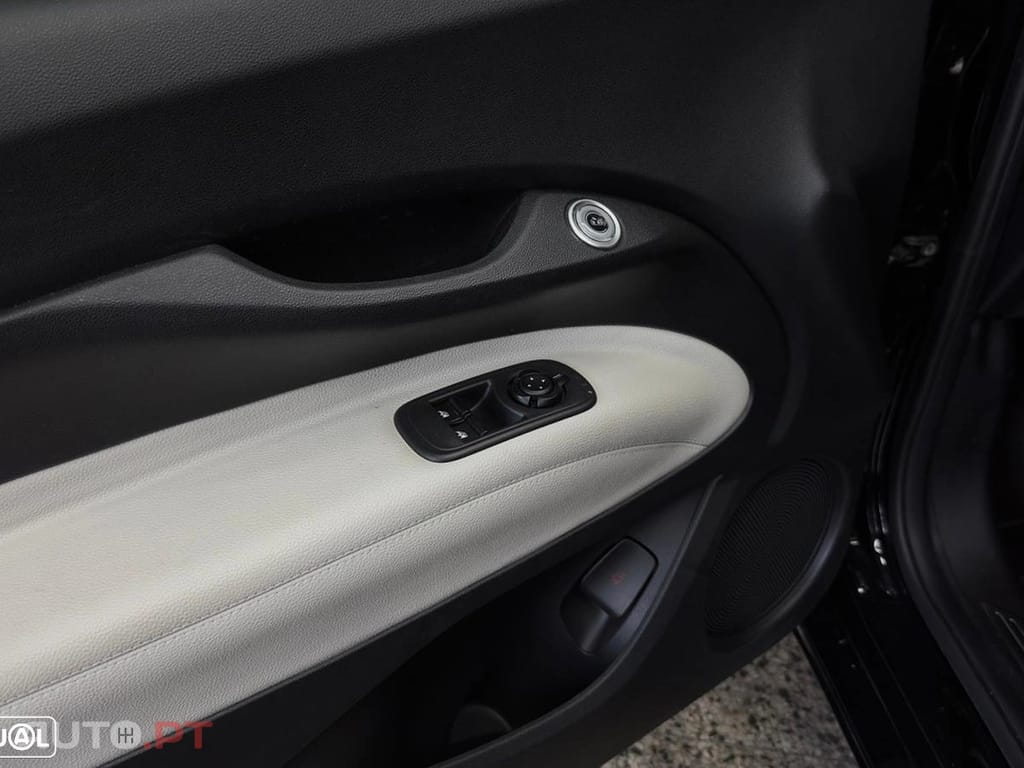 Fiat 500e La Prima