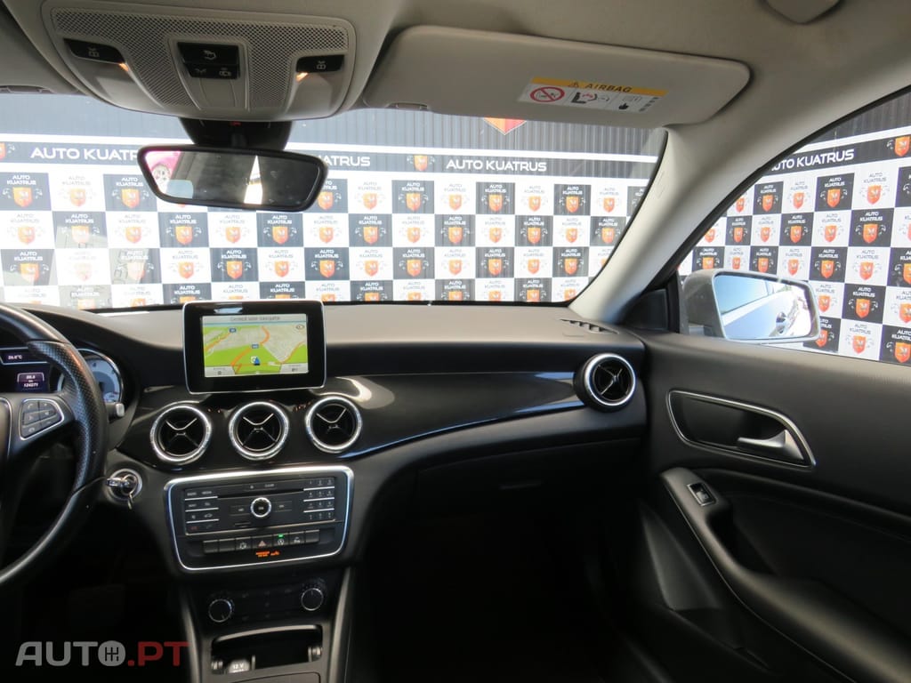 Mercedes-Benz CLA 200 d Shooting Brake Urban Aut.