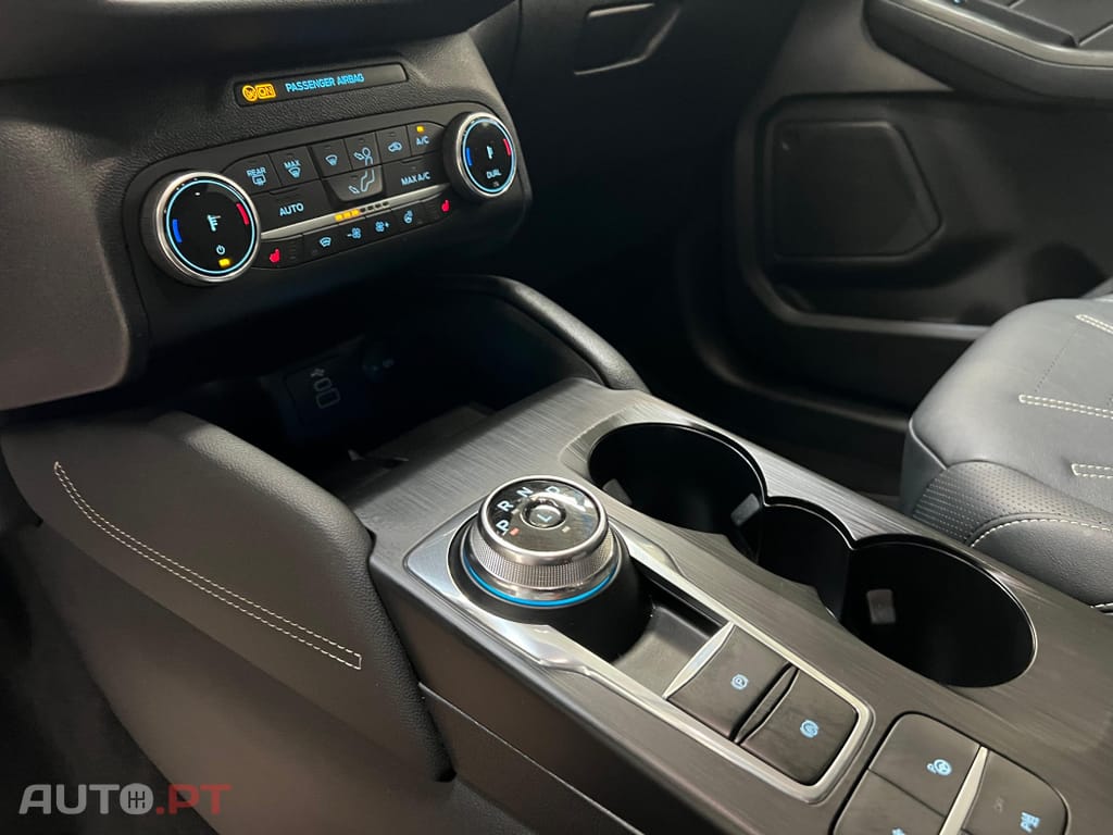 Ford Kuga 2.5 PHEV Vignale