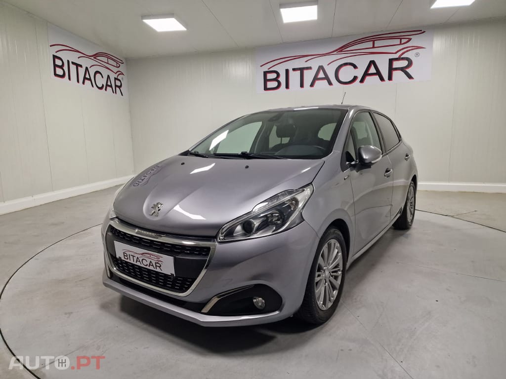 Peugeot 208 1.5 BLUEHDI 102CV SIGNATURE GPS CAMARA TRASEIRA