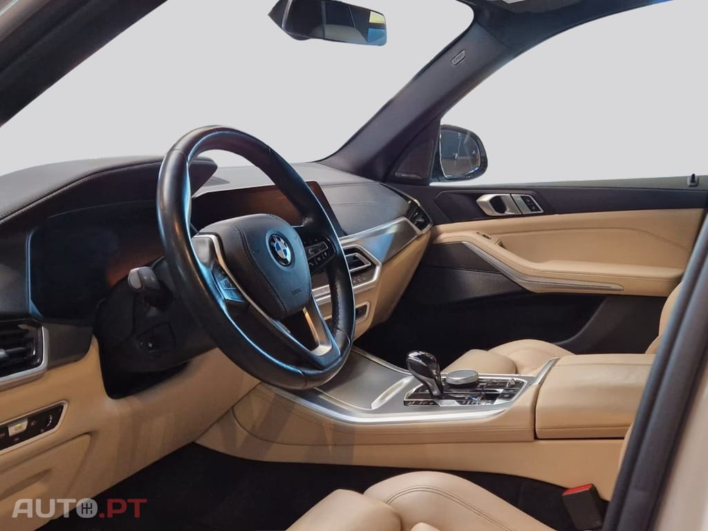 BMW X5 I.V.A DEDUTIVEL xDrive45e 