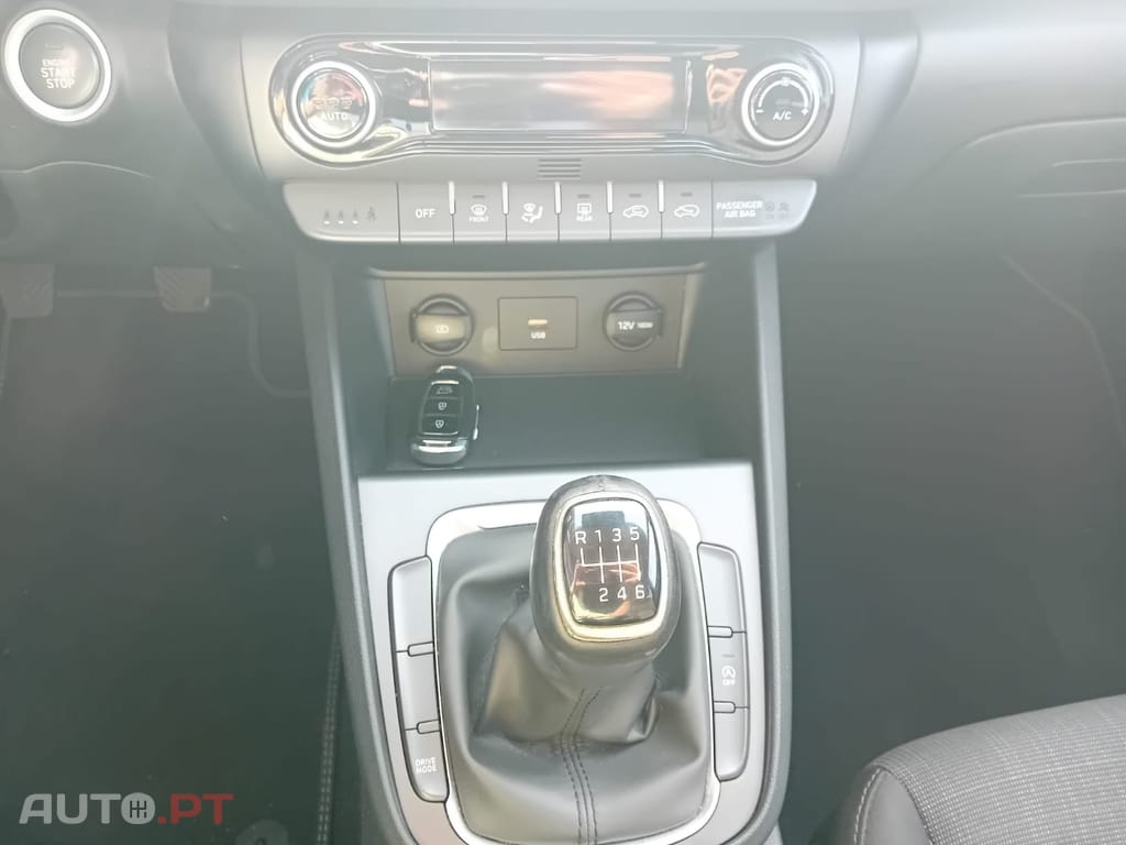 Hyundai Kauai 1.6 CDRI HYBRID - NACIONAL