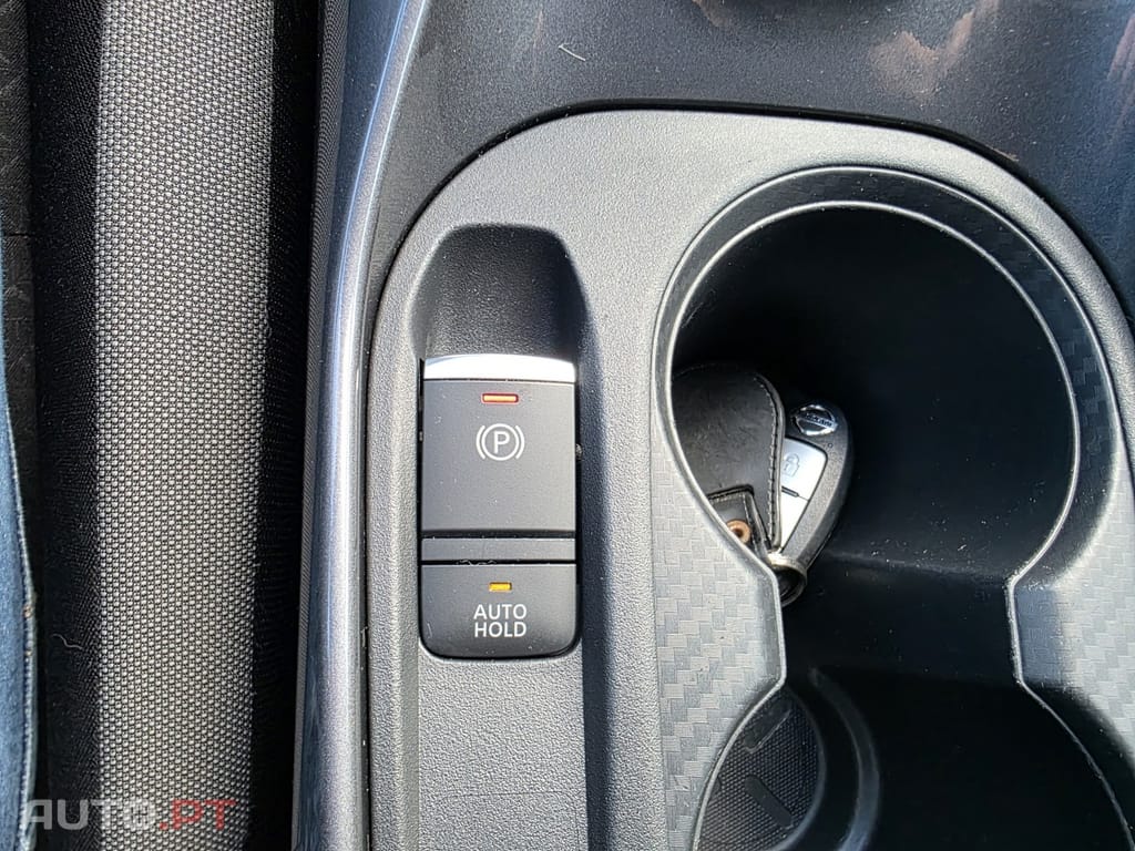 Nissan Juke 1.0 DIG-T N-Connecta