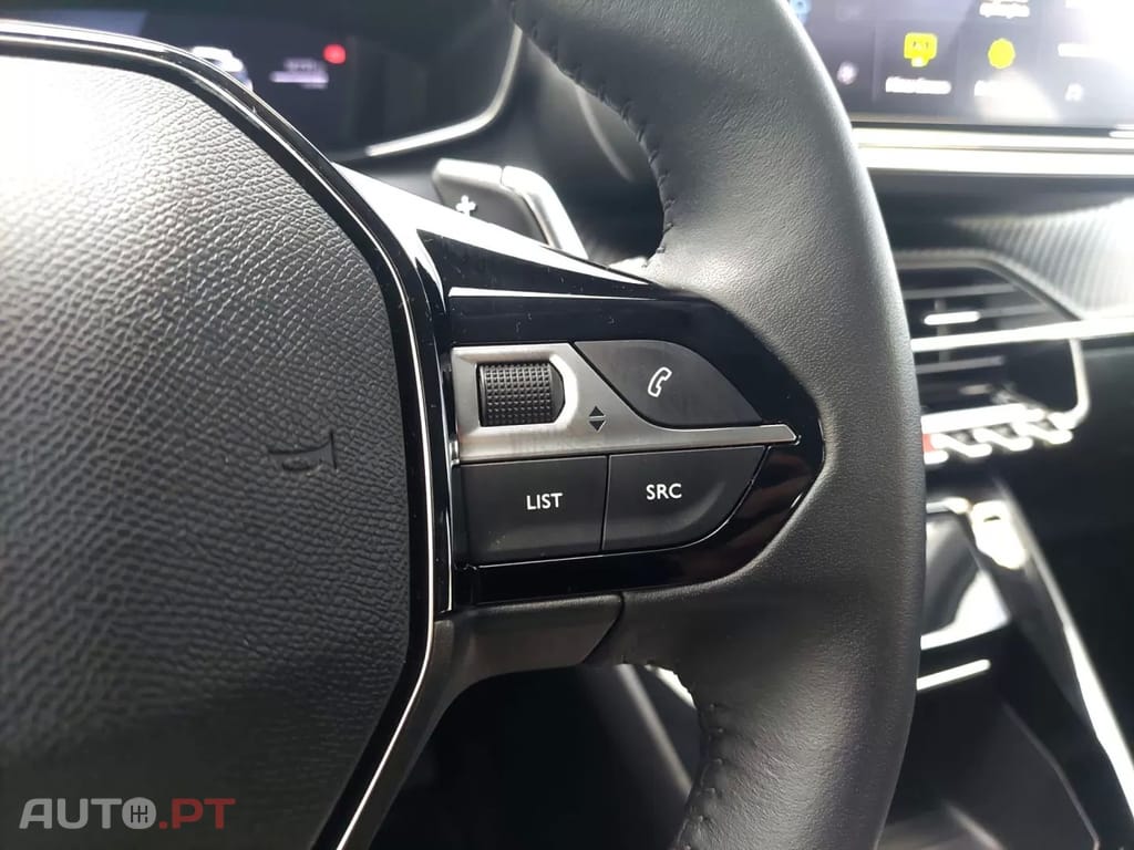Peugeot 208 1.2 Hybrid Allure e-DCS6