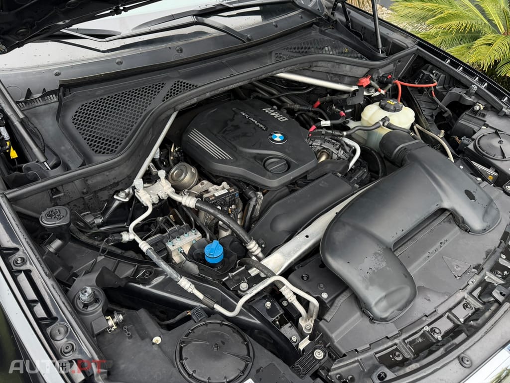 BMW X5 25 d sDrive Comfort 7L