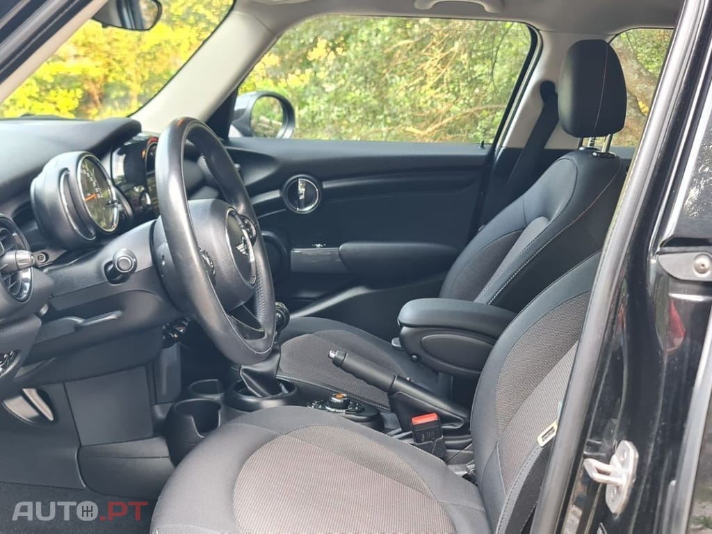 MINI Cooper One D