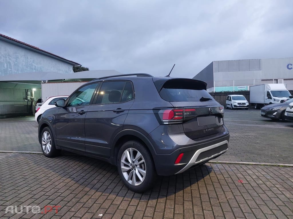 Volkswagen T-Cross 1.0 TSI Urban DSG