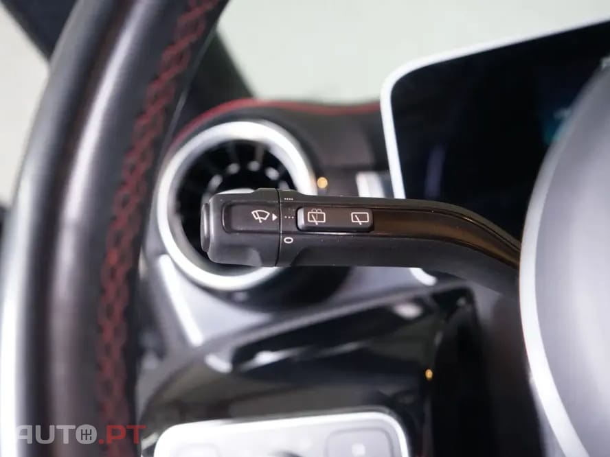 Mercedes-Benz CLA 180 d Shooting Brake AMG Line