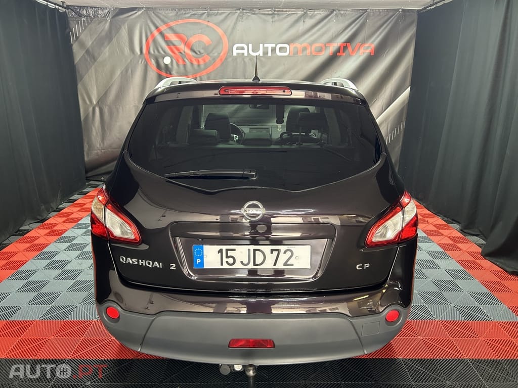 Nissan Qashqai +2 2.0 dCi Tekna Pele Preto — fotografia 5