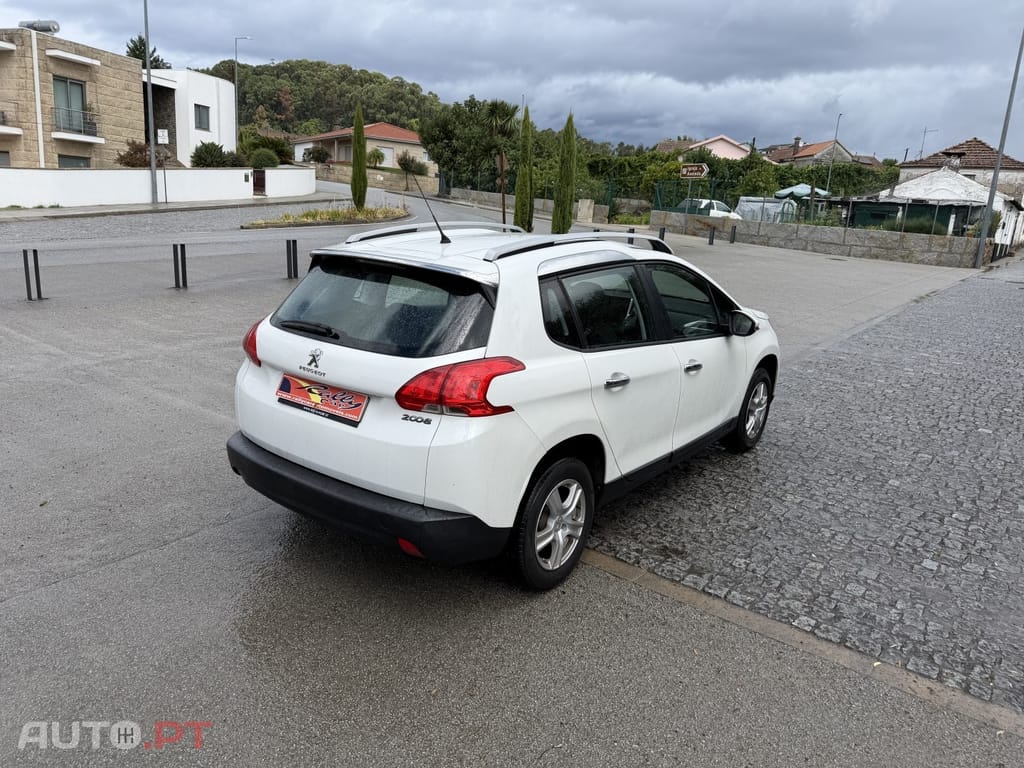 Peugeot 2008 PureTech 100 Active
