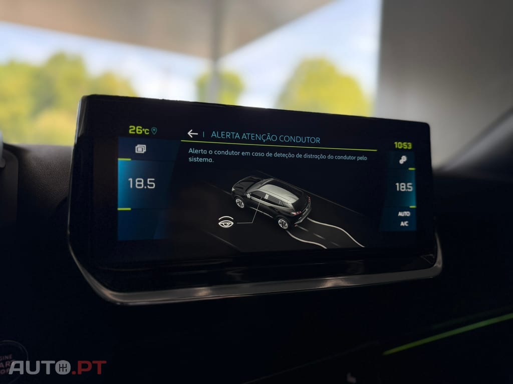 Peugeot E-2008 50 kWh GT