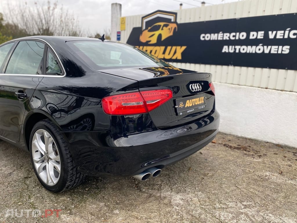 Audi A4 2.0 TDI DPF clean diesel S line Sport Pack
