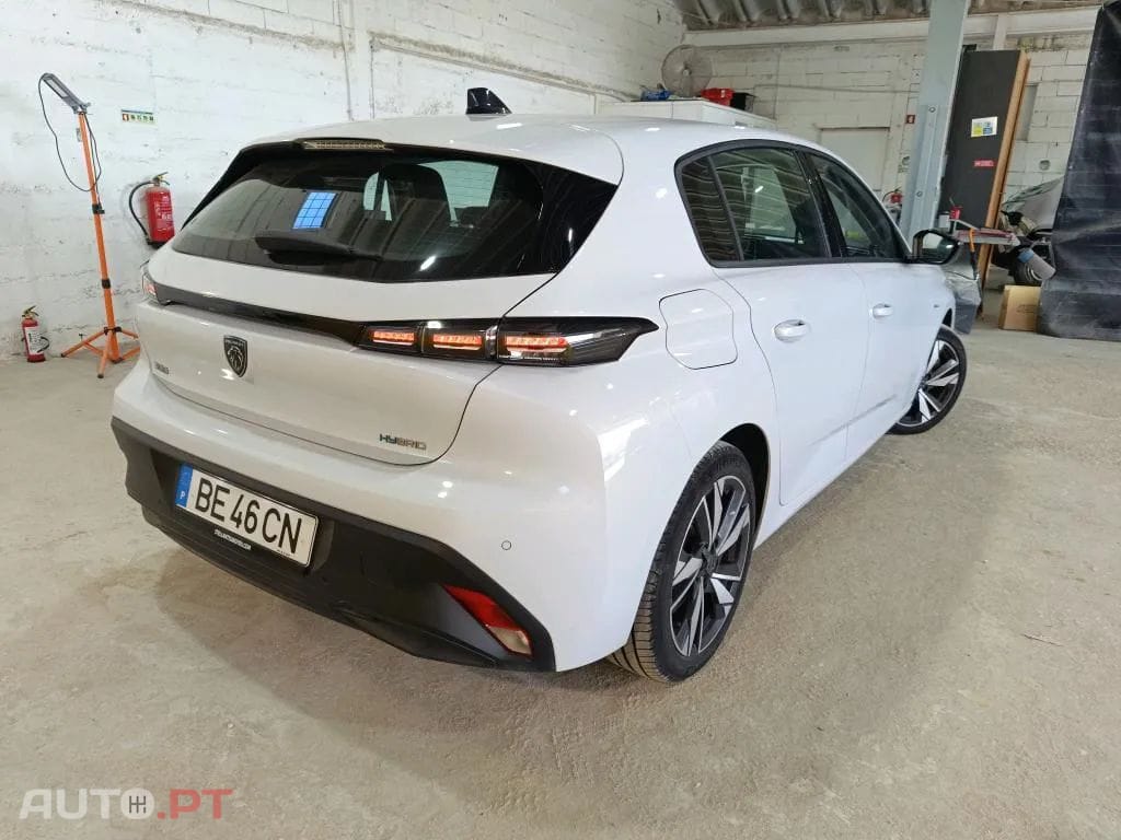 Peugeot 308 1.6 Hybrid Active Pack e-EAT8