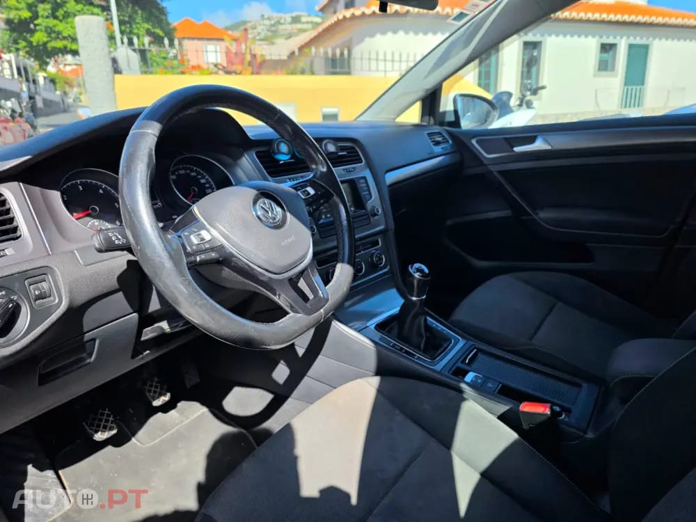 Volkswagen Golf 1.6 TDi Confortline