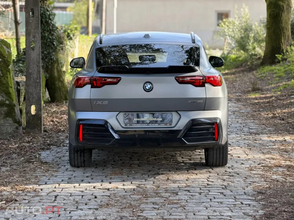 BMW iX2 xDrive30 Pack Desportivo M Pro