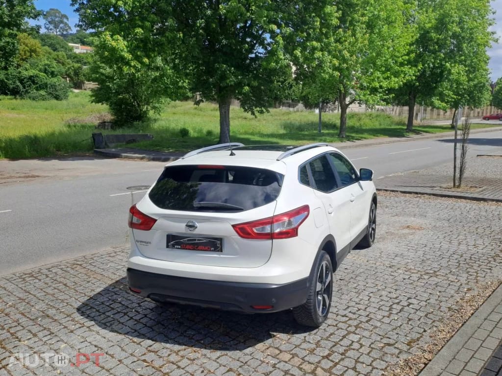 Nissan Qashqai 1.5 dCi N-Connecta