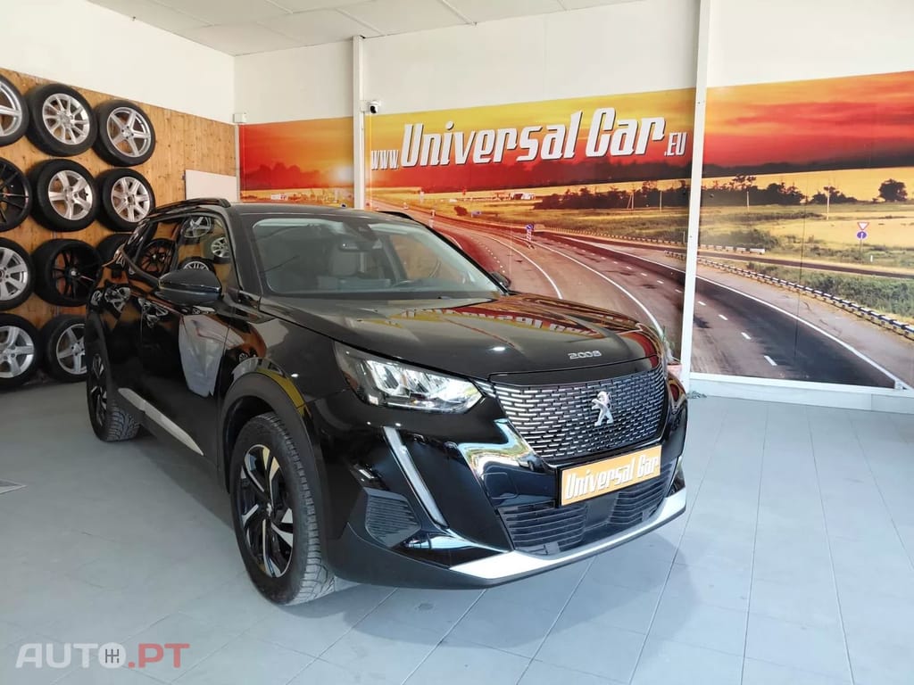 Peugeot 2008 1.2 PureTech Allure Pack