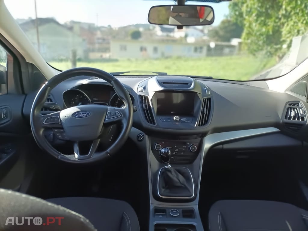 Ford Kuga 1.5 TDCi EcoBlue Titanium