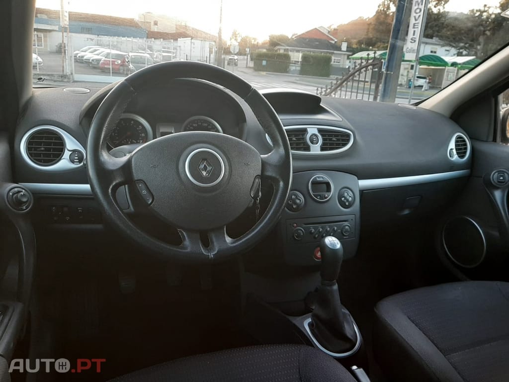 Renault Clio 1.2 16V TCE Luxe