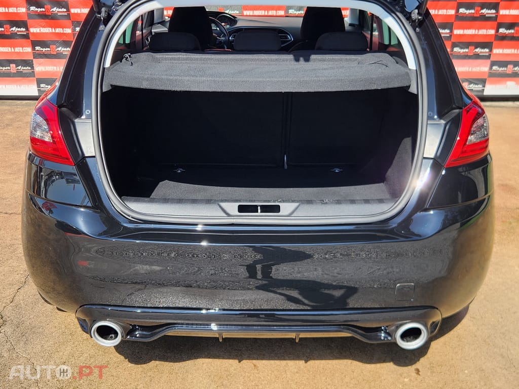 Peugeot 308 1.5 BlueHDi Business Line