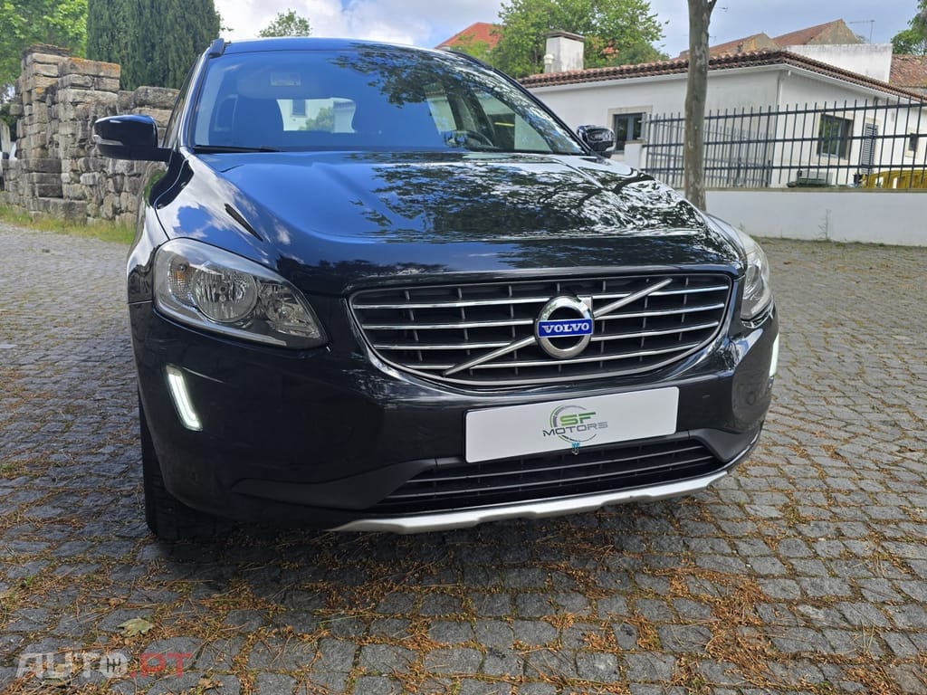 Volvo XC60 2.0 D4 Momentum Geartronic