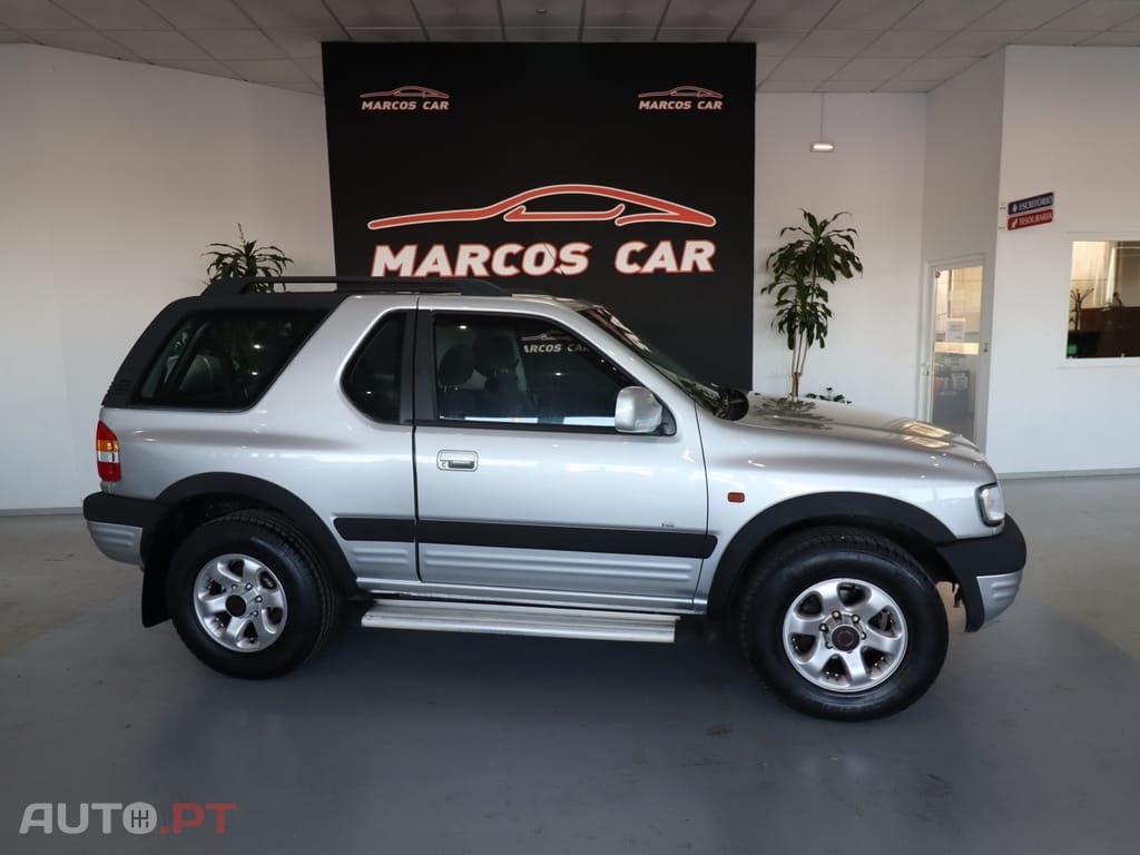 Opel Frontera 2.2 DTi Sport RS