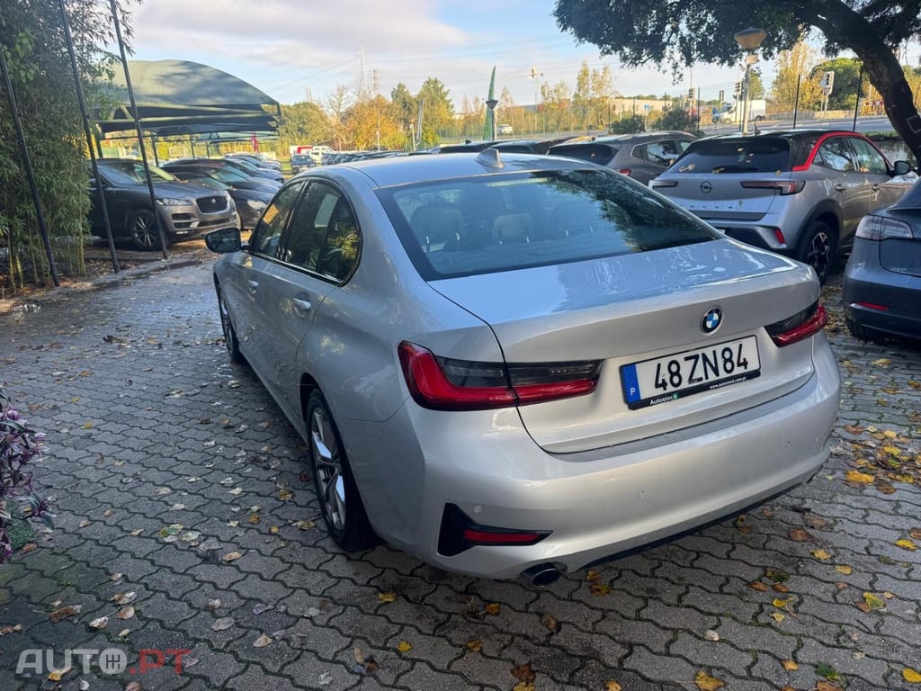 BMW 318 d Line Luxury Auto