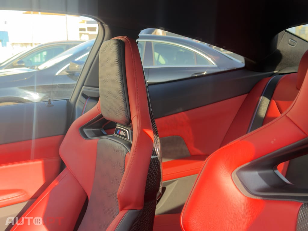 BMW M4 X-DRIVE CARBONO