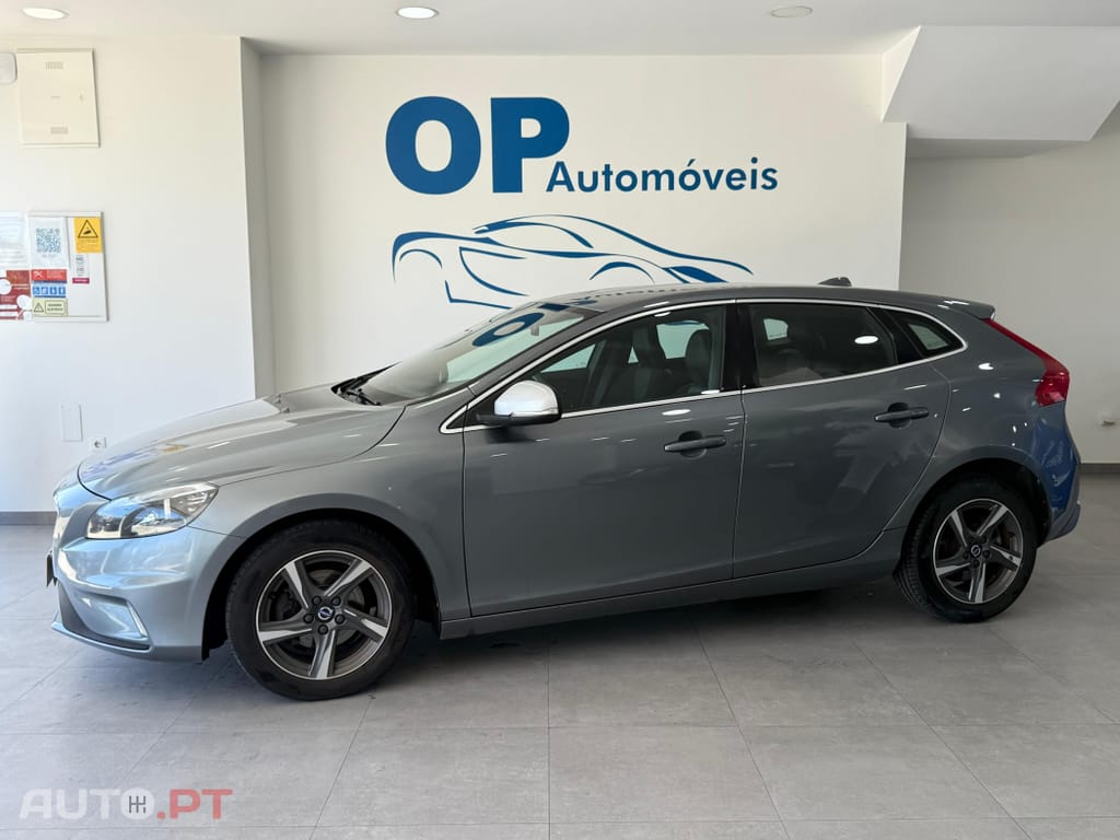 Volvo V40 2.0 D2 R-Design