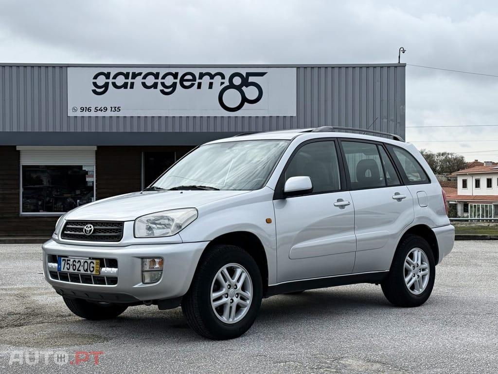 Toyota RAV4 2.0 VVT-i Pack 2