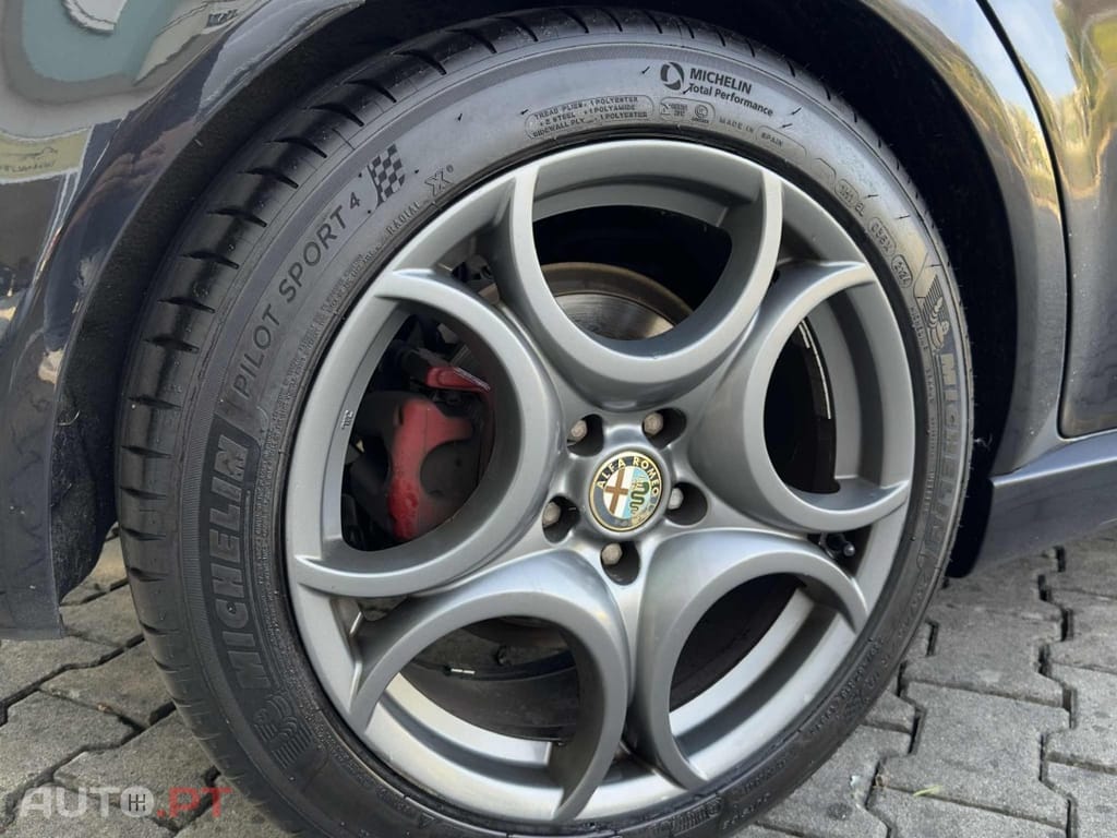 Alfa Romeo 159 1.9 JTDm 16V Sportiva