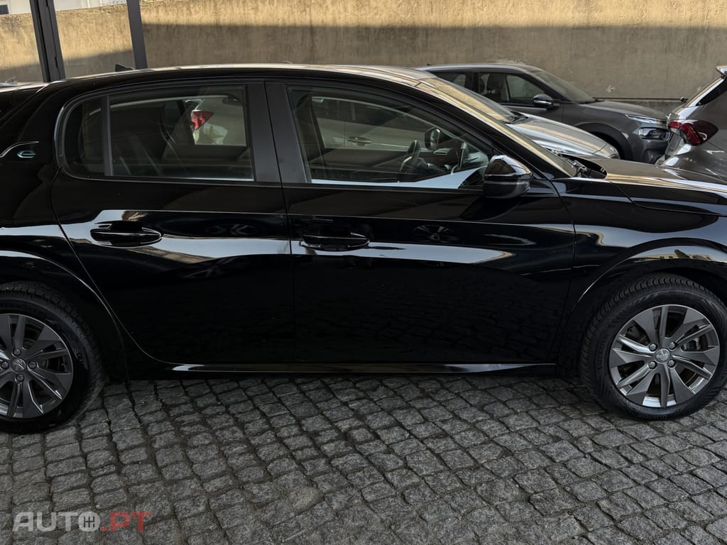 Peugeot E-208 50 kWh Allure