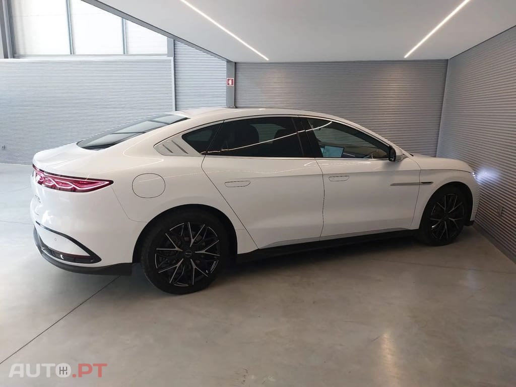 BYD Han 85.4 kWh AWD Executive