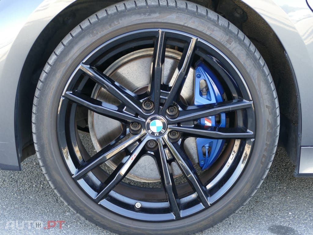 BMW 330 e Touring Pack M Auto