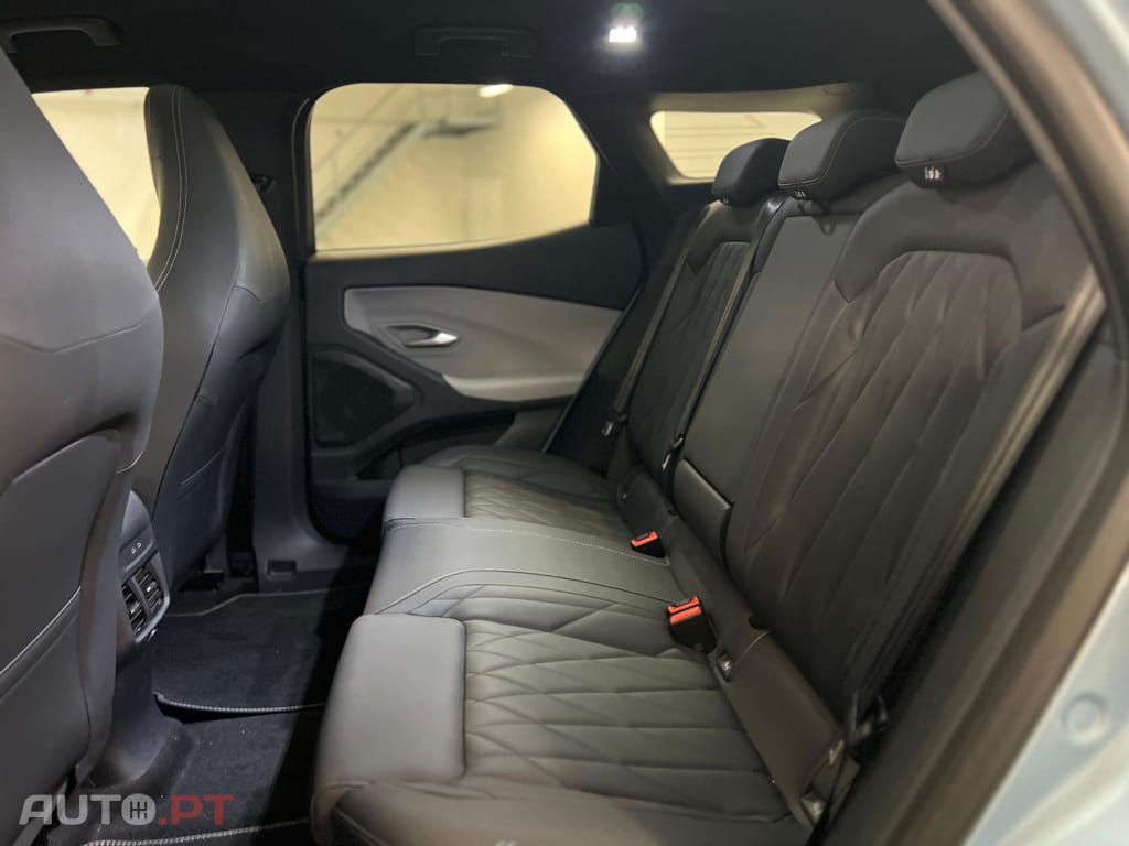 Ford Explorer 77 kWh