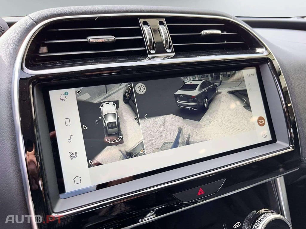 Jaguar XE 200d R Dynamic RED 