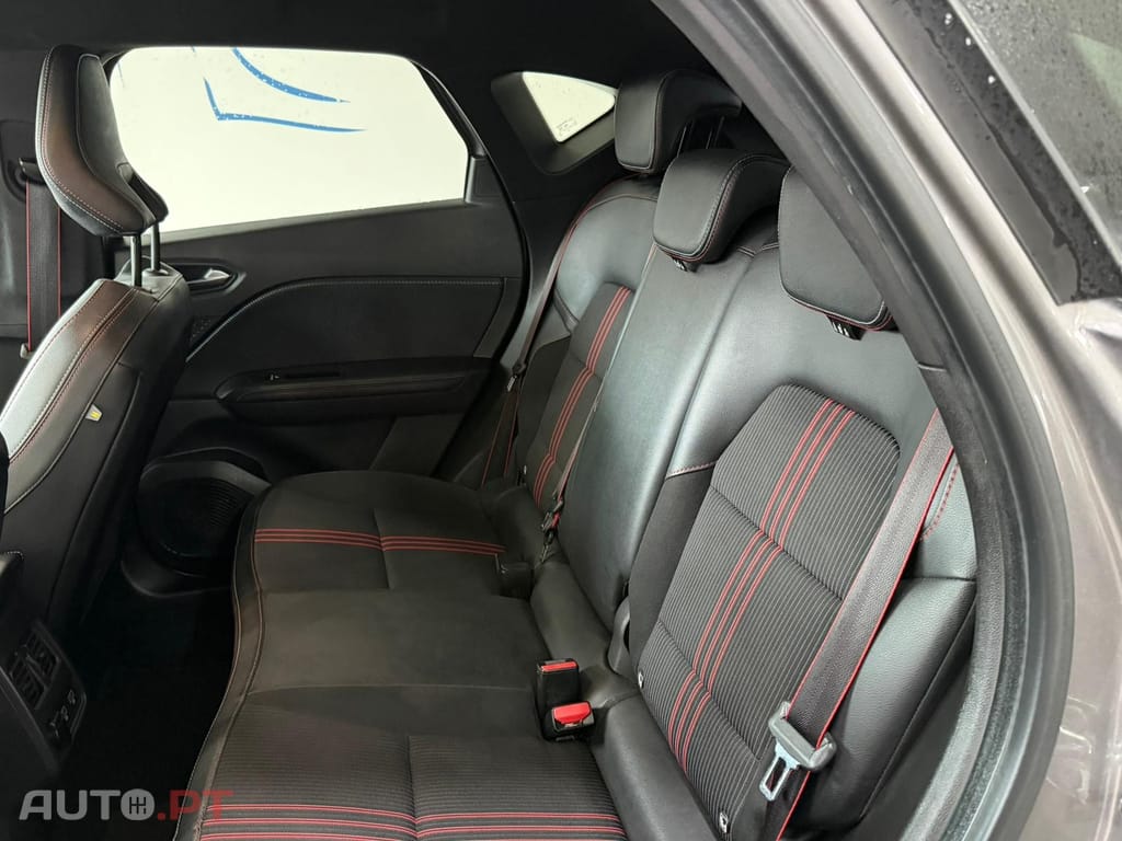 Renault Captur 1.0 TCe RS Line