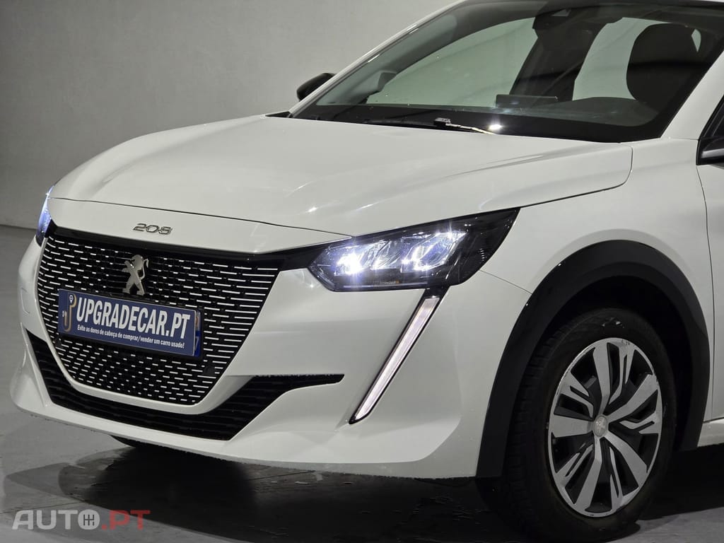 Peugeot E-208 50 kWh Active