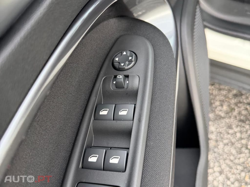 Fiat 600 1.2 Hybrid Icon