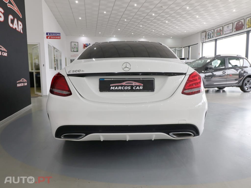 Mercedes-Benz C 300 BlueTEC Hybrid AMG Line