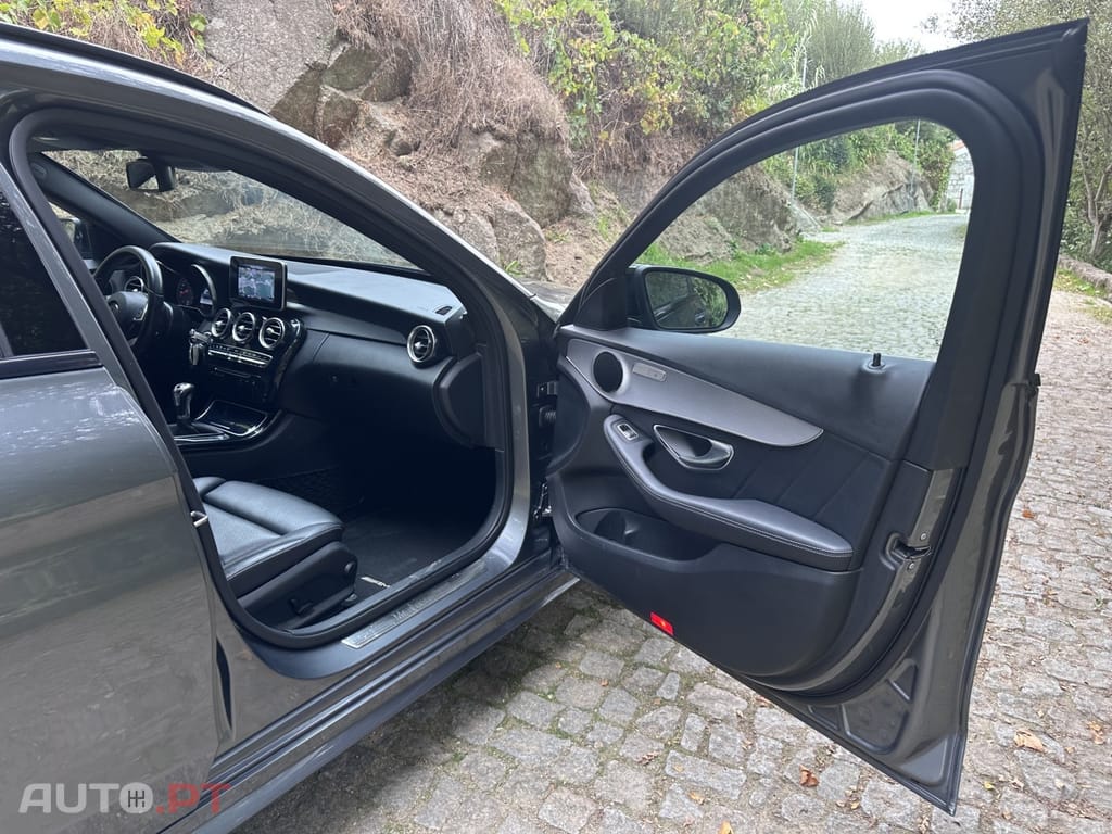 Mercedes-Benz C 220 d AMG Line
