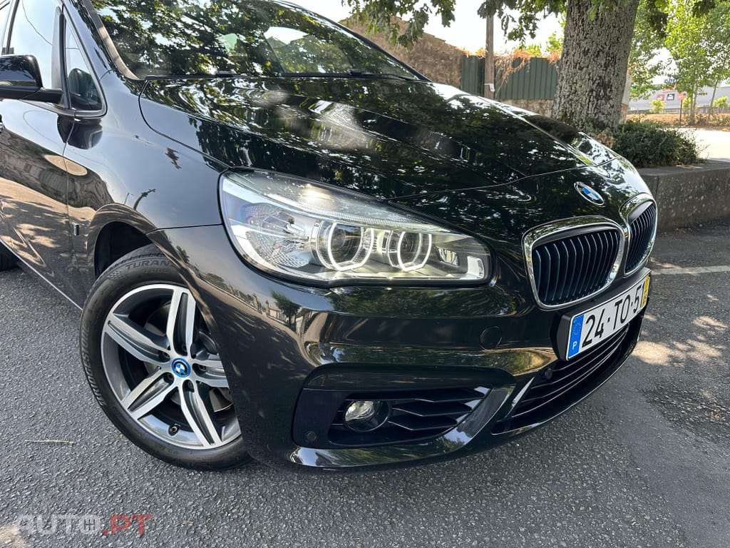 BMW 225 xe Line Sport
