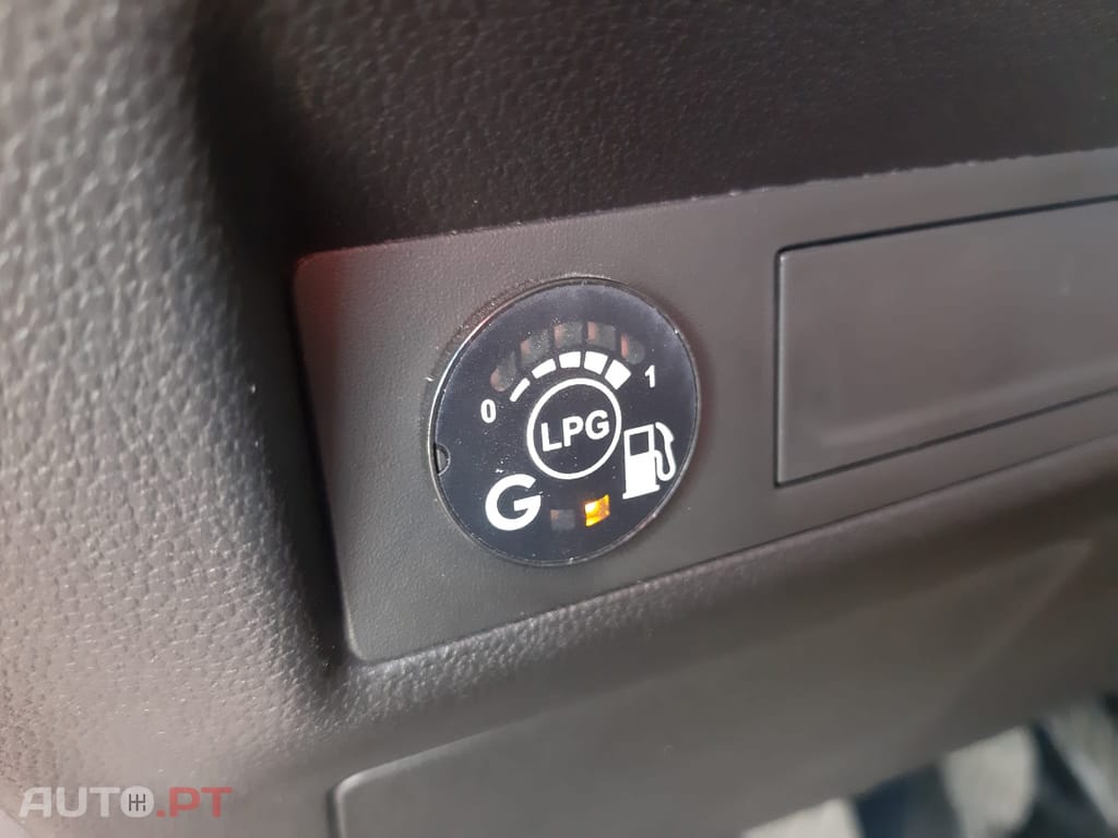 Renault Captur Techno 100 TCE Bi-fuel