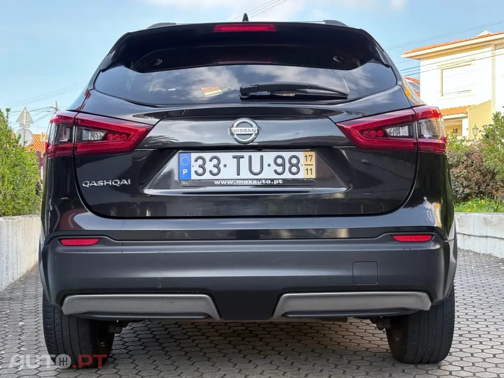 Nissan Qashqai 1.2 DIG-T N-Connecta 18