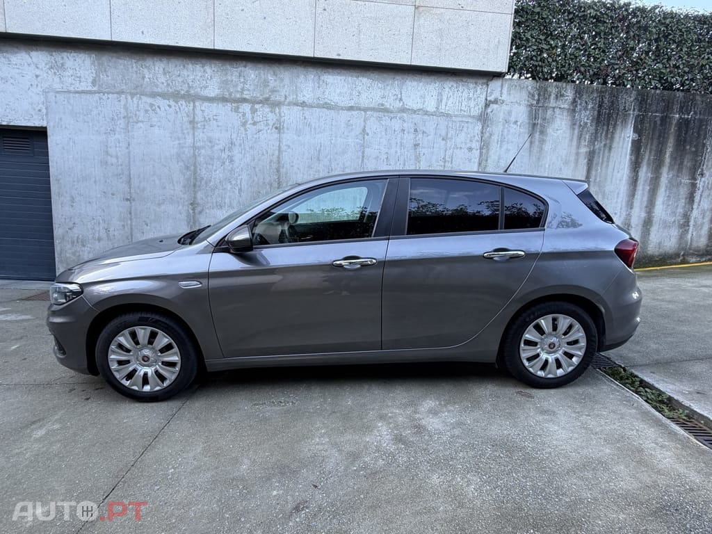 Fiat Tipo 1.3 M-Jet Lounge