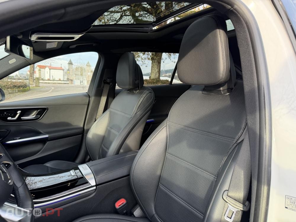 Mercedes-Benz C 300 e 9G-TRONIC AMG Line