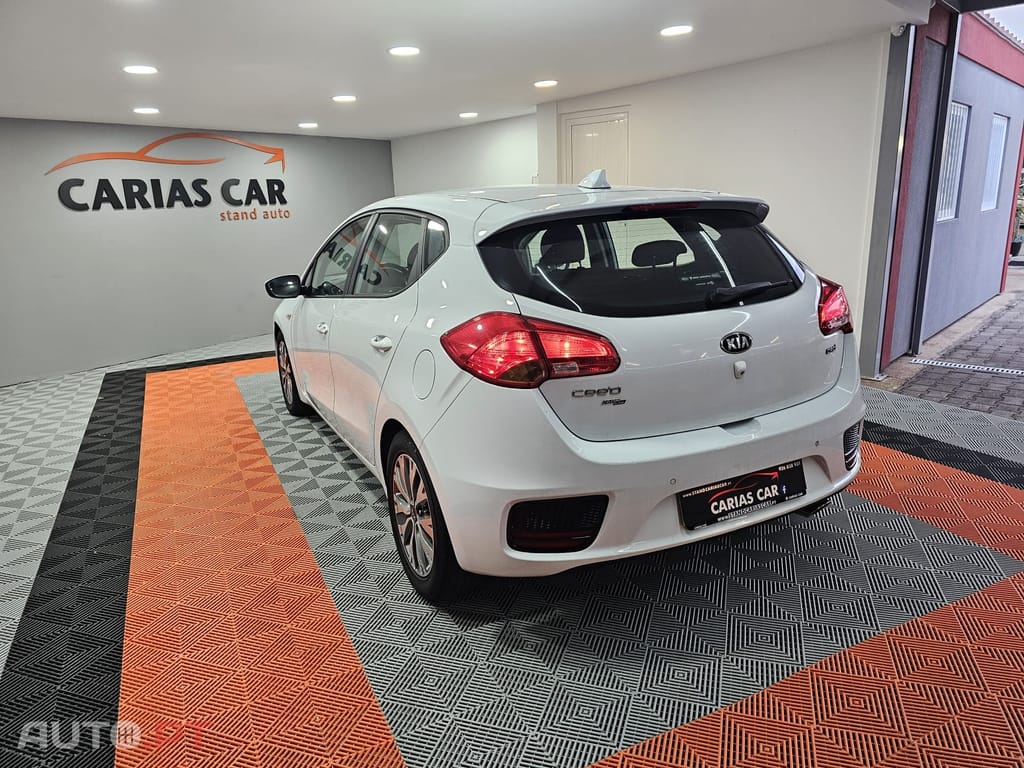 Kia Ceed 1.4 CRDi EX