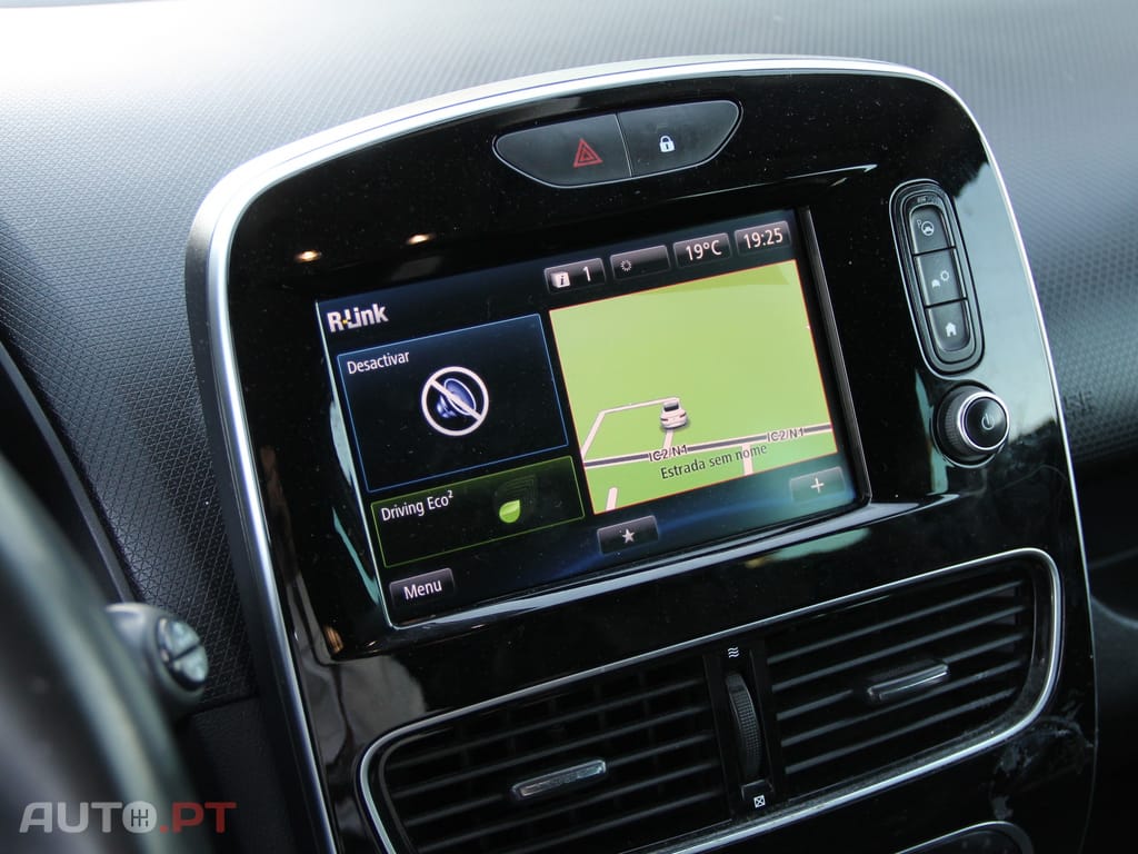 Renault Clio Bose