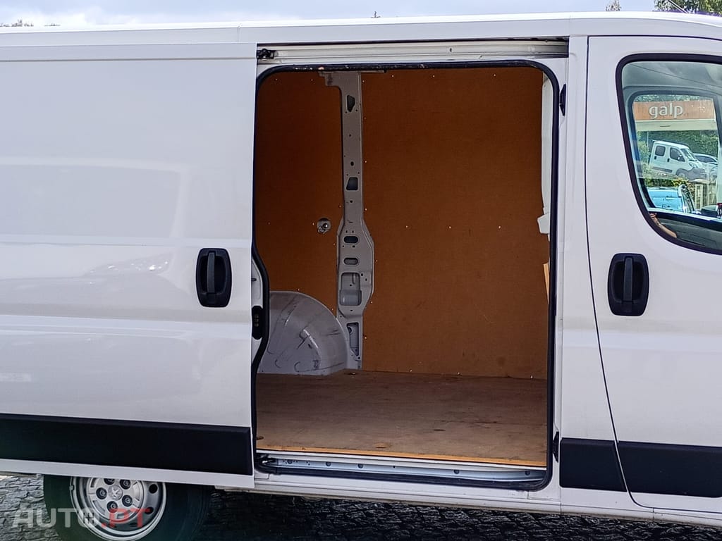 Peugeot Boxer 2.2 BlueHDi 330 L1H1