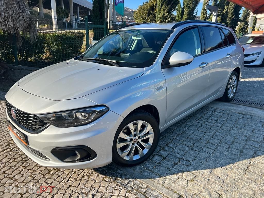 Fiat Tipo 1.3 M-Jet Lounge Tech J17